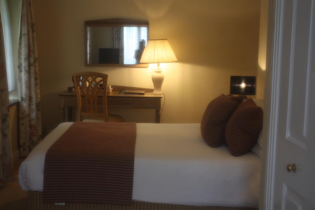 Ghyll Manor Country Hotel Χόρσαμ Εξωτερικό φωτογραφία
